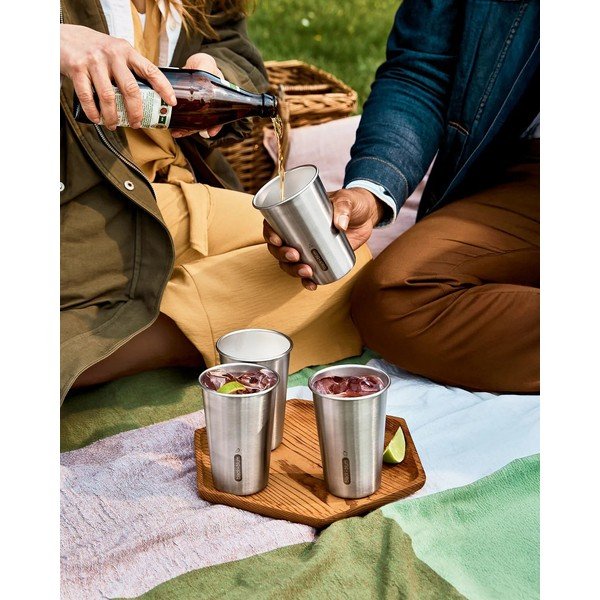 Sudraba krāsas nerūsējošā tērauda ceļojumu krūze 500 ml – Black + Blum-image-1