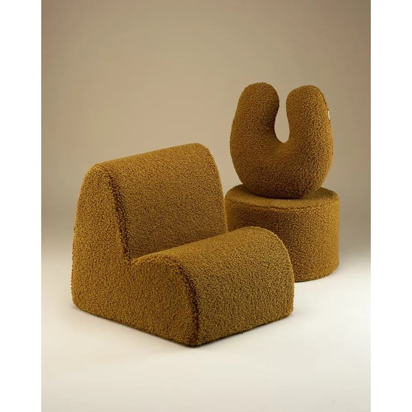 Brūns bērnu dīvāna spilvens no buklē auduma U – Wigiwama-image-4