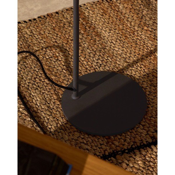 Melna stāvlampa (augstums 147 cm) Manie – Kave Home-image-3