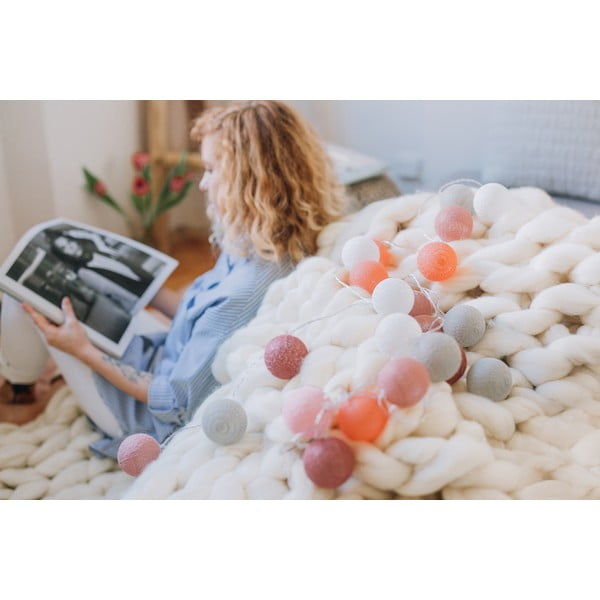 Brūna gaismiņu virtene ar LED spuldzēm LUKKA, 15 gaismiņas-image-4