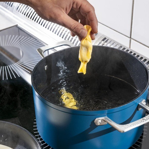Katls ar vāku/ar keramikas pārklājumu 5,5 l Meda 4.0 – FABINI-image-4