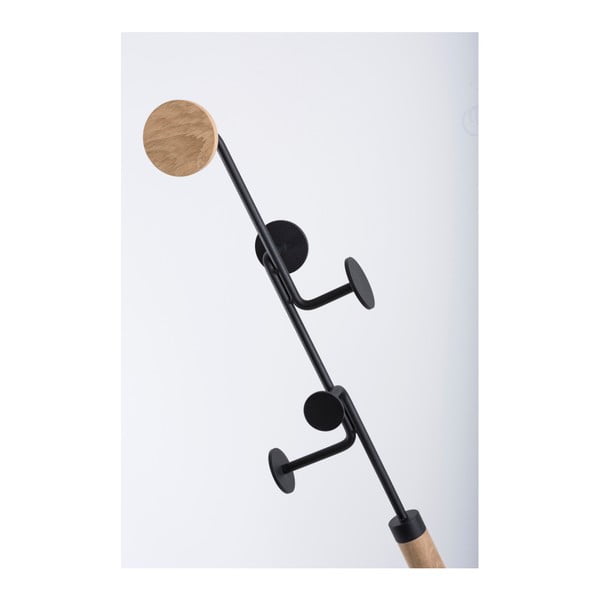 Ozola masīvkoka pakaramais ar melnu detaļu Gazzda Hook-image-4