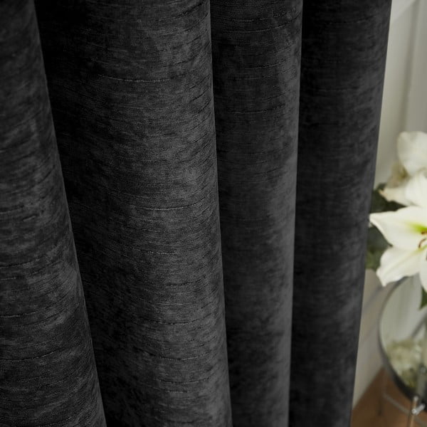Melni siltumizolējoši aizkari no šenila (2 gab.) 229x183 cm Selene Luxury Chenille – Hyperion-image-3