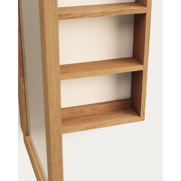 Dabīga toņa tīkkoka masīvkoka piekarams vannas istabas skapis ar spoguli 50x70 cm Plubia – Kave Home-image-4