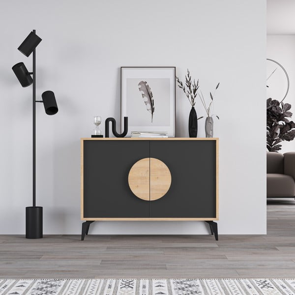 Melna/dabīga toņa zema kumode ar ozolkoka imitāciju 110x82 cm Vae – Marckeric-image-2