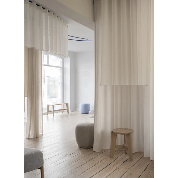 Bēšs dīvāns no buklē auduma 137,5 cm KUON – Blomus-image-1