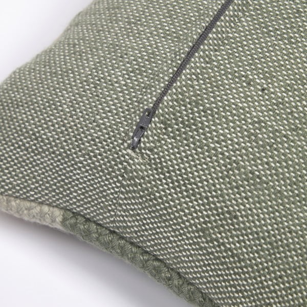 Zaļš spilvena pārvalks no pārstrādātas plastmasas Kave Home Leeith, 30 x 50 cm-image-2