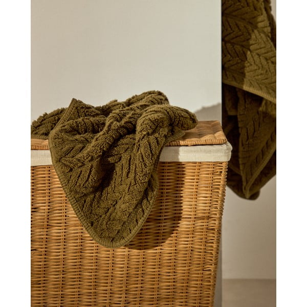 Zaļš frotē kokvilnas dvielis 30x50 cm Rune – Kave Home-image-4