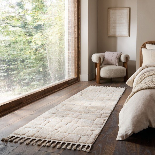 Krēmkrāsas celiņa paklājs 80x300 cm Esra Cobbled – Flair Rugs-image-1