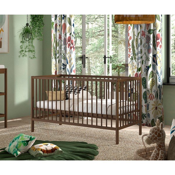 Brūna dižskābarža masīvkoka bērnu gultiņa ar noņemamu sānu/ar regulējamu augstumu 70x140 cm Dino – Vipack-image-1