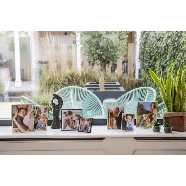 Zelta krāsas metāla stāvošs/piekarināms foto rāmis 11x16 cm Sweet Memory – Zilverstad-image-3