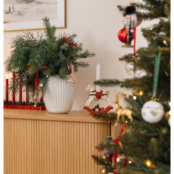 Polirezīna svečturis ar Ziemassvētku motīvu Almine – Bloomingville-image-1