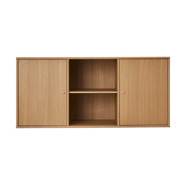 Dabīga toņa zema piekarināma kumode ar ozolkoka imitāciju 133x61 cm Mistral – Hammel Furniture