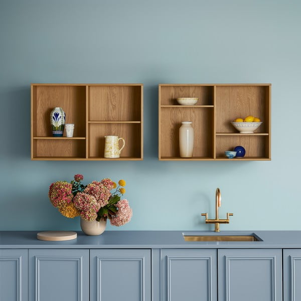 Dabīga toņa piekarināms grāmatplaukts ar ozolkoka imitāciju 89x61 cm Mistral – Hammel Furniture-image-1