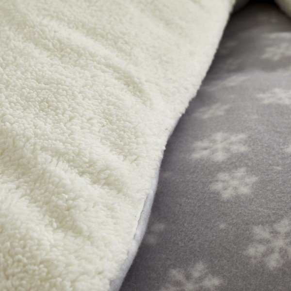 Pelēka mikroplīša gultasveļa Catherine Lansfield Cosy Snowman, 200 x 200 cm-image-4