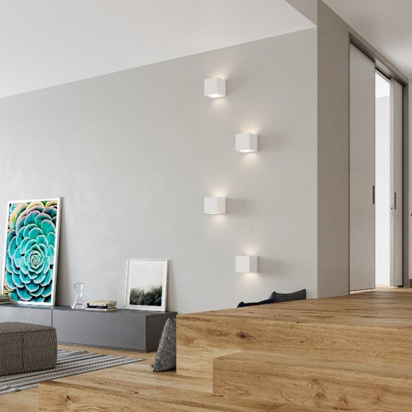 Balta sienas lampa Leo – Sollux-image-1