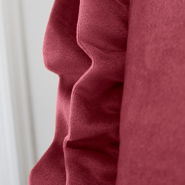 Samta dekoratīvais spilvens 43x43 cm Velvet Double Frill – Catherine Lansfield-image-3