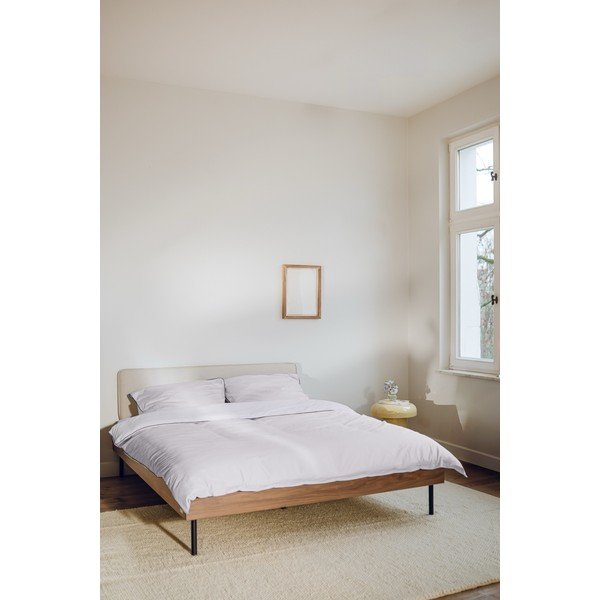 Tumša dabīga toņa polsterēta/no skaidu plāksnēm divvietīga gulta ar riekstkoka imitāciju ar redelēm 200x200 cm Streiko – noo.ma-image-1