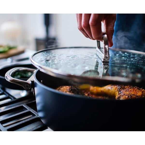 Katls ar vāku/ar keramikas pārklājumu piemērots indukcijas plītij Space – Joseph Joseph-image-3