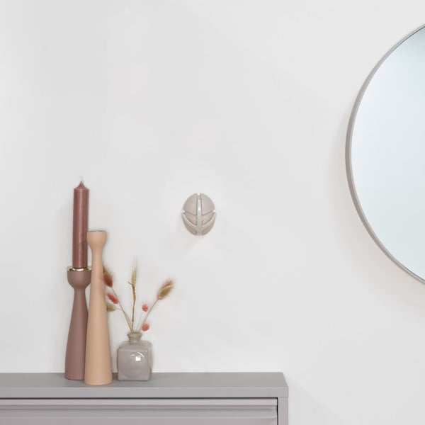 Krēmkrāsas sienas āķis Tick – Spinder Design-image-1