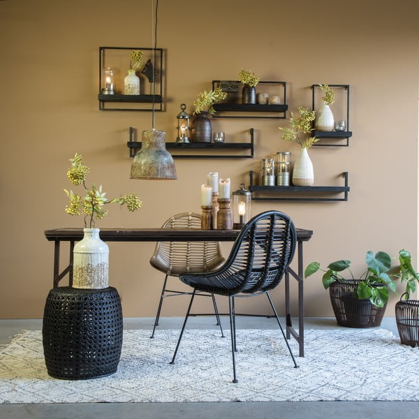 Matēts melns egles koka plaukts Maddison – Light & Living-image-1