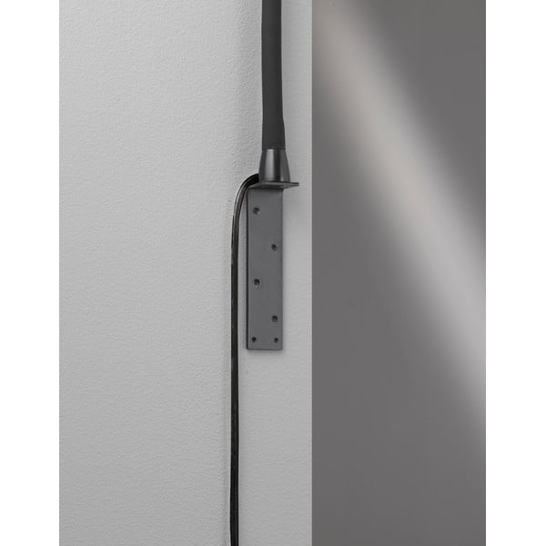 Melna metāla LED prožektora tipa lampa ar regulējamu spilgtumu Raik – Fischer & Honsel-image-3