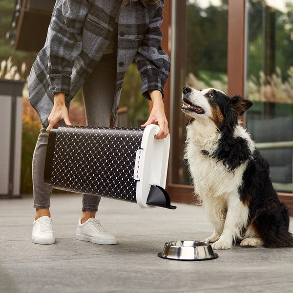 Melns dzīvnieku barības uzglabāšanas trauks 50 l Cody – Rotho-image-2