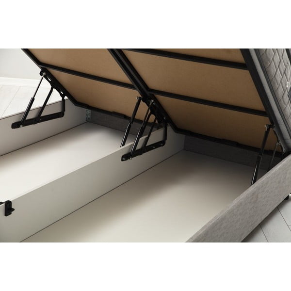 Gaiši pelēka polsterēta divvietīga gulta ar veļas kasti un redelēm 160x200 cm Vitalia – Kalune Design-image-1