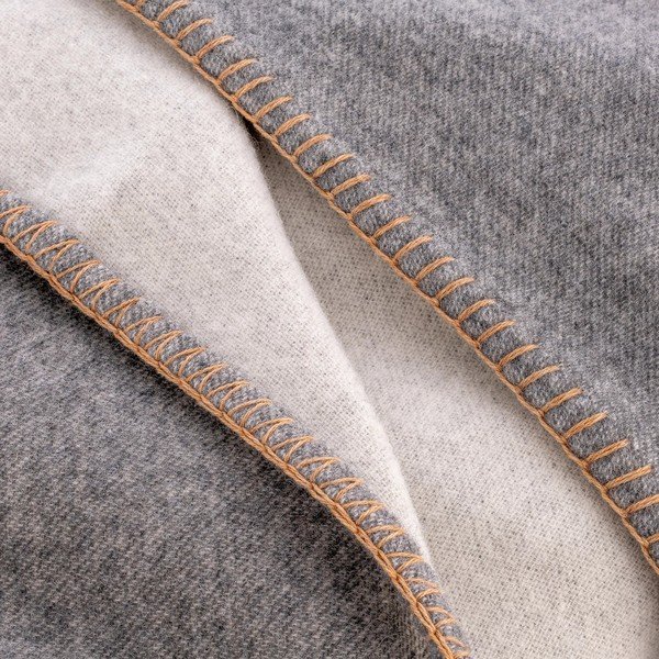 Pelēks pleds no vilnas maisījuma 145x200 cm Ahwi – Blomus-image-3