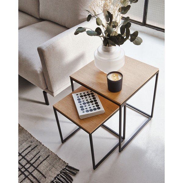 Sānu galdiņi ar ozolkoka imitācijas galda virsmu (2 gab.) 45x45 cm Yoana – Kave Home-image-2