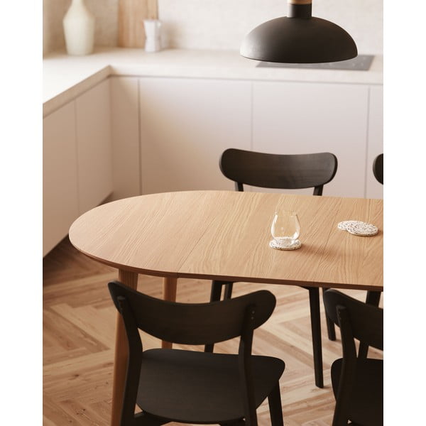Dabīga toņa apaļš izvelkams ēdamgalds ar ozolkoka imitāciju ø 90 cm Oqui – Kave Home-image-3