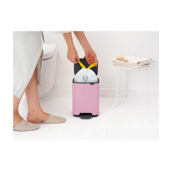 Rozā tērauda atkritumu tvertne ar pedāli 4 l Bo – Brabantia-image-2