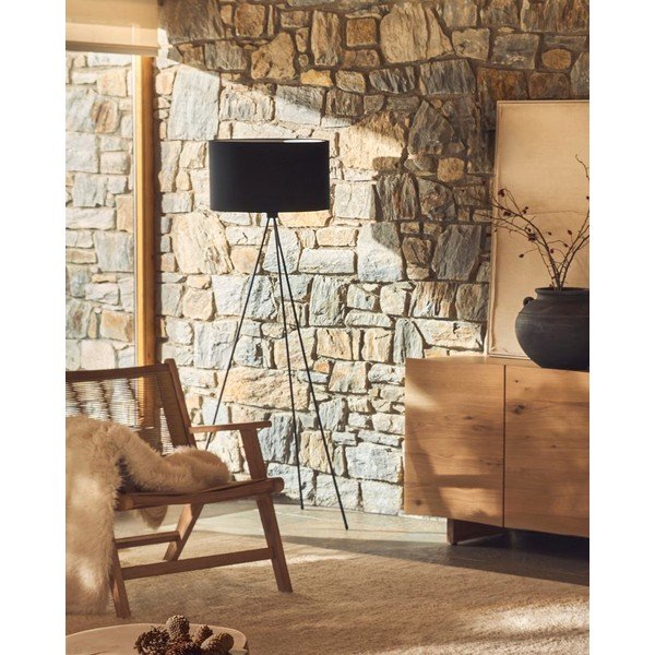 Melna stāvlampa ar tekstila abažūru (augstums 157 cm) Ikia – Kave Home-image-1