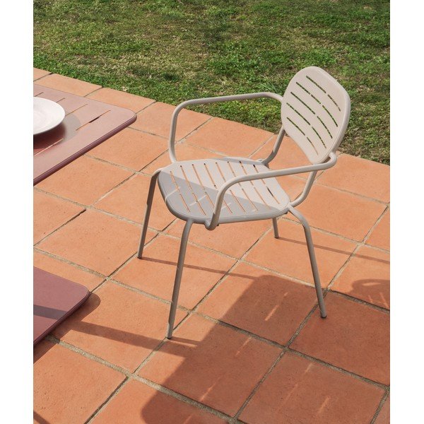Pelēkbrūns metāla dārza krēsls Brai – Kave Home-image-1