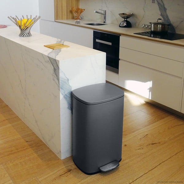 Tumši pelēka tērauda atkritumu tvertne ar pedāli 50 l   Akira – Spirella-image-1