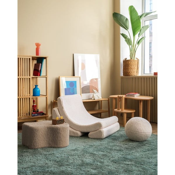 Gaiši brūns bērnu pufs no buklē auduma Cloud – Wigiwama-image-3