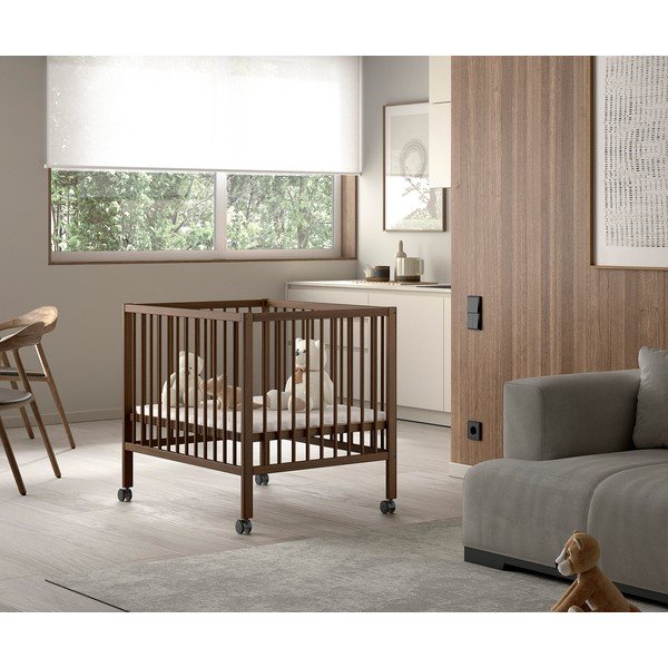 Brūna dižskābarža masīvkoka bērnu sētiņa 95x75 cm Dino – Vipack-image-1