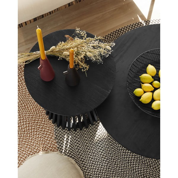 Melns žurnālgaldiņš no tīkkoka Kave Home Irune, ⌀ 80 cm-image-1