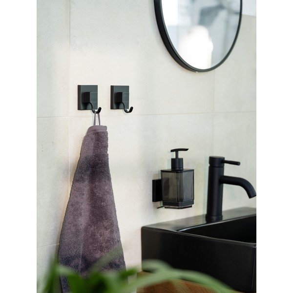 Melni plastmasas pašlīmējoši āķi (2 gab.) Quadro – Wenko-image-1