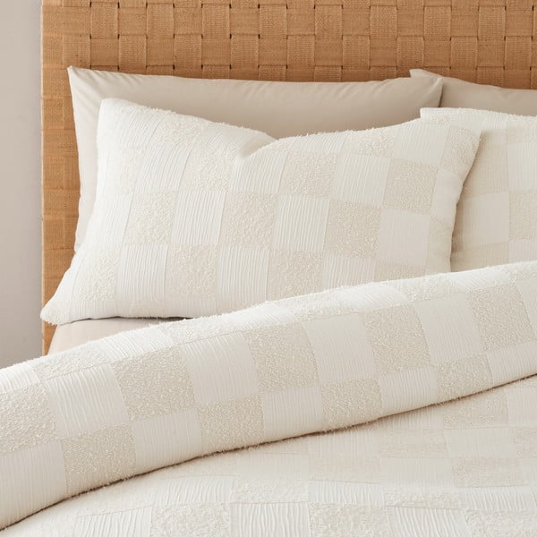 Krēmkrāsas divguļamā/īpaši gara buklē gultas veļa 230x220 cm Cosy Checkerboard – Catherine Lansfield-image-2