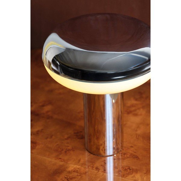 Spīdīgas sudraba krāsas metāla galda lampa (augstums 32 cm) Paneta – Jotex-image-1