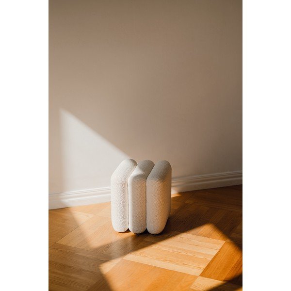 Bēšs pufs no buklē auduma Radd – noo.ma-image-3