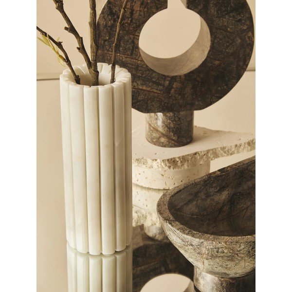 Balta marmora vāze (augstums 20 cm) Savio – Premier Housewares-image-1