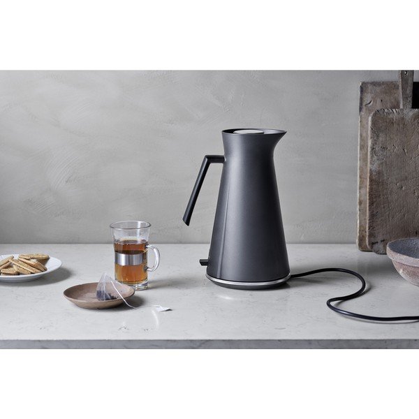 Melna elektriskā tējkanna 1,4 l Grand Cru – Rosendahl-image-2