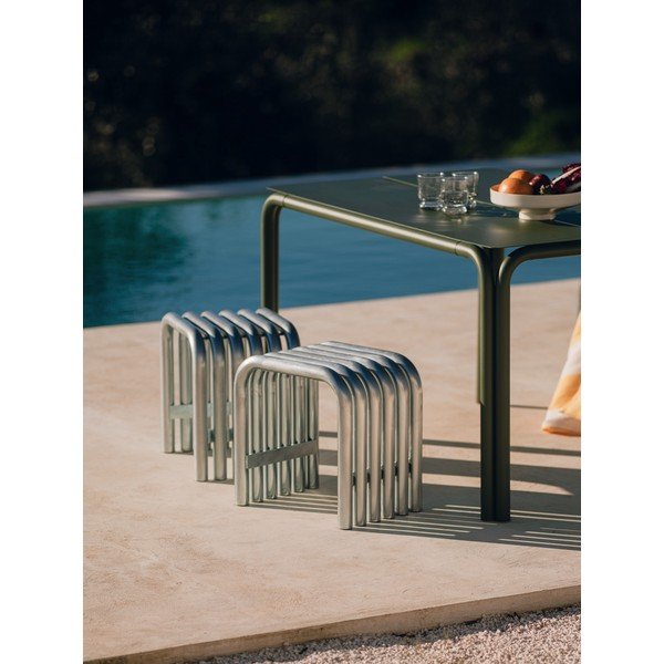 Sudraba krāsas metāla dārza krēsls Nokk – noo.ma-image-1