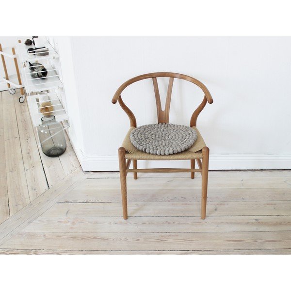 Smilšu brūns vilnas bumbiņu paliktnis krēslam Wooldot Ball Chair Pad, ⌀ 39 cm-image-1