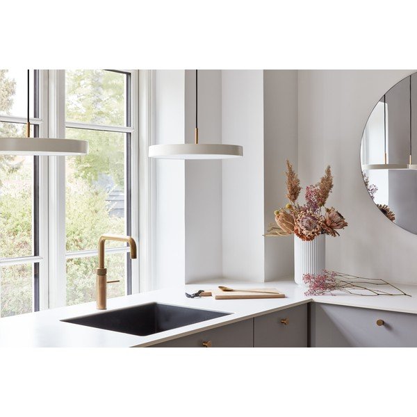 Krēmkrāsas LED piekaramā lampa ar regulējamu spilgtumu un metāla abažūru ø 43 cm Asteria Plus Medium – UMAGE-image-3