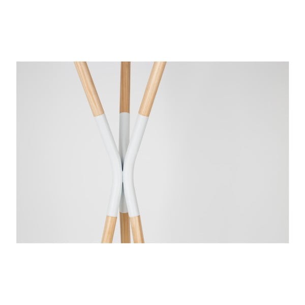 Priežu koka drēbju pakaramais ar baltām detaļām Zuiver Pinnacle-image-1