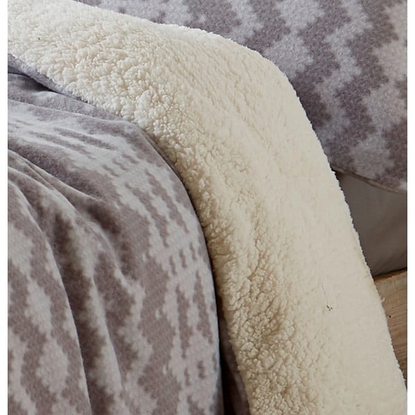 Pelēka vilnas gultasveļa 200x200 cm Alpine – Catherine Lansfield-image-3