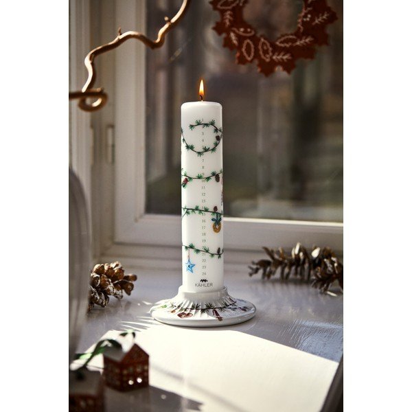 Svece ar Ziemassvētku motīvu Hammershøi Christmas – Kähler Design-image-1